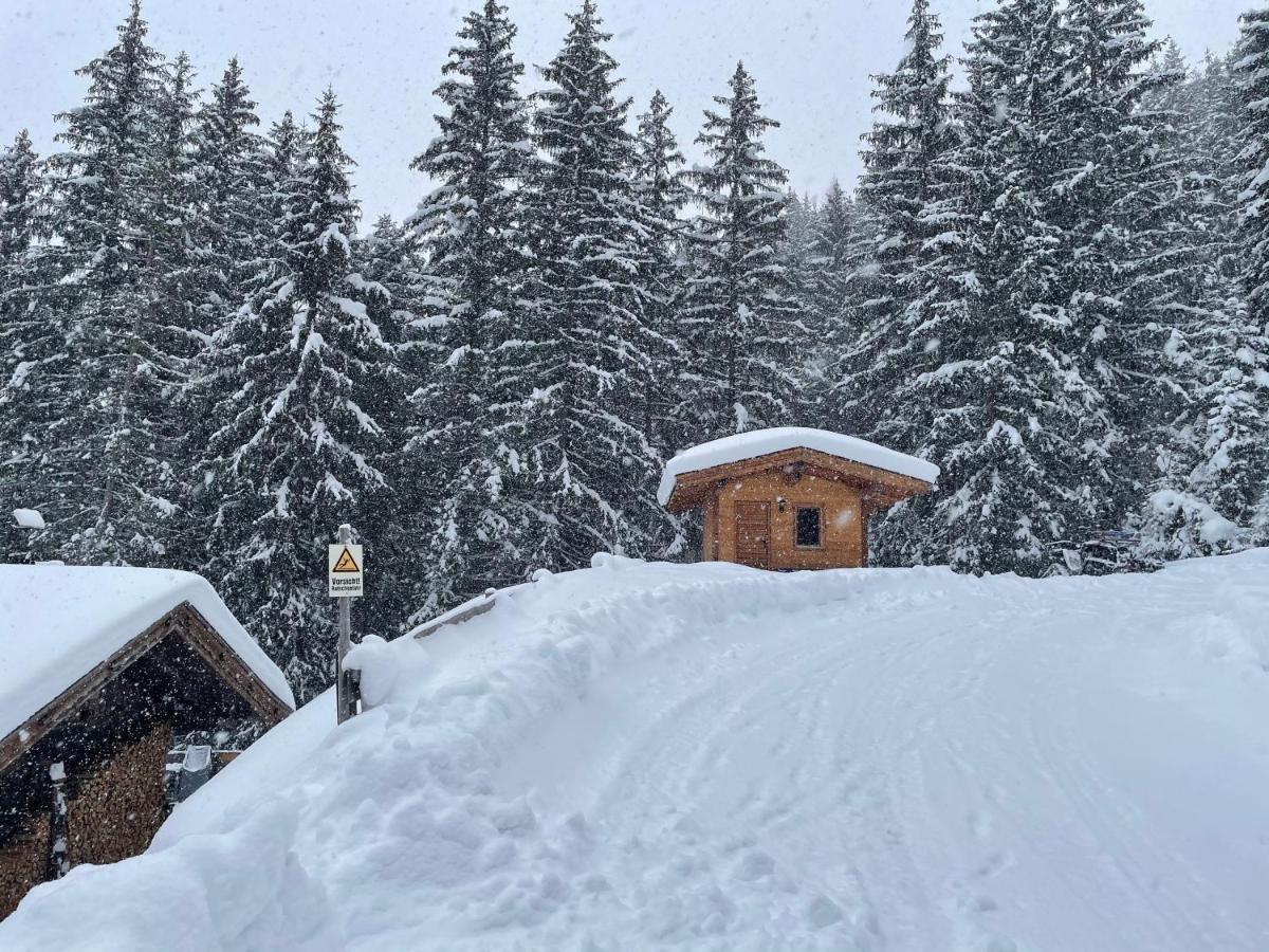Wasserfallhuette Saalbach Exteriör bild